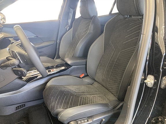 Peugeot 2008 6 of 14