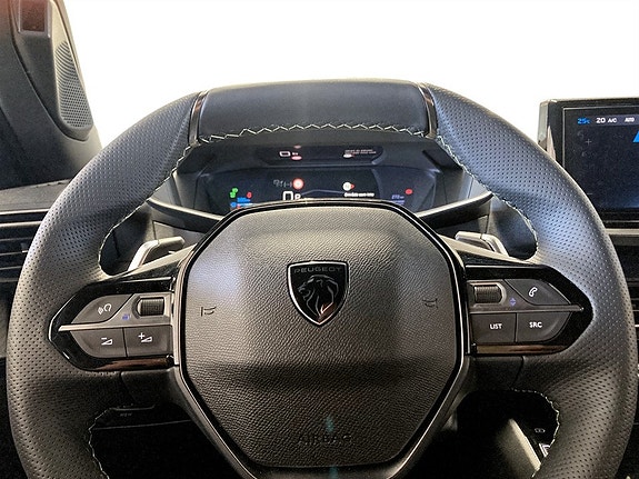 Peugeot 2008 10 of 14