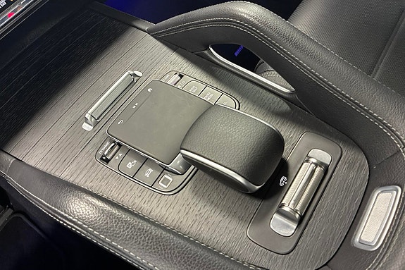 Mercedes-Benz GLE350 de 16 of 20
