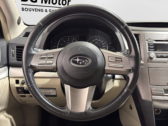 Subaru Outback 14 of 23