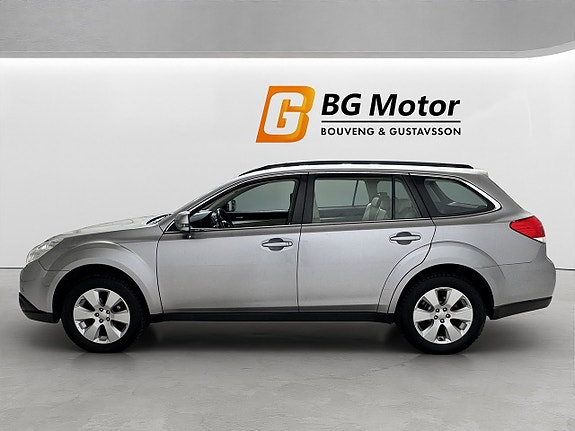 Subaru Outback 7 of 23