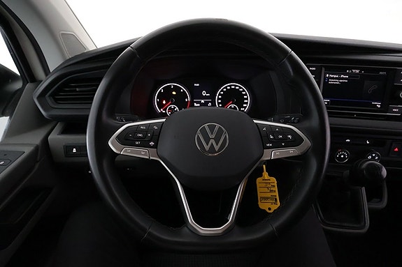Volkswagen Transporter 13 of 19