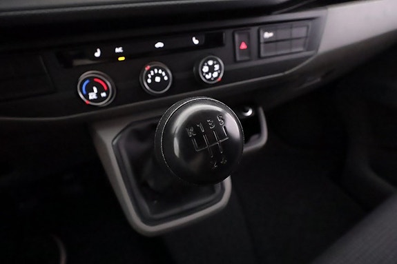 Volkswagen Transporter 19 of 19