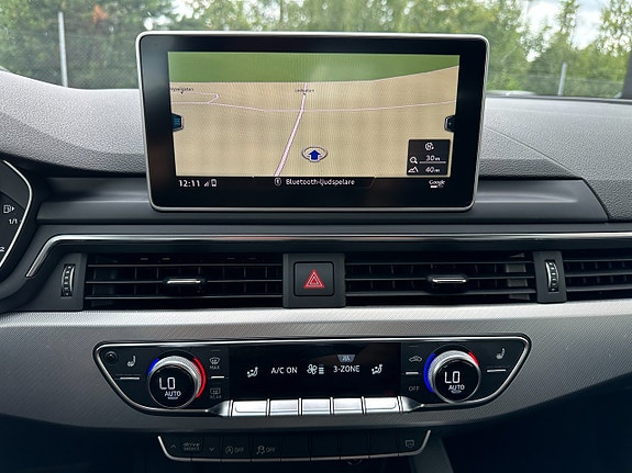 Audi A4 11 of 27