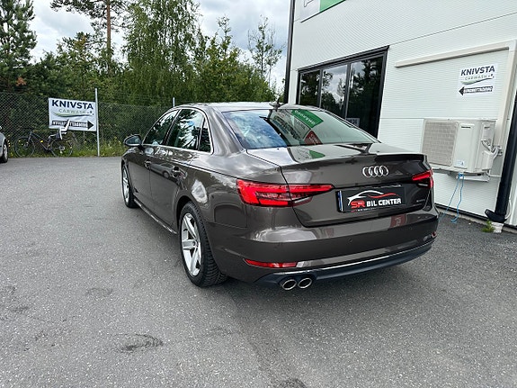 Audi A4 6 of 27