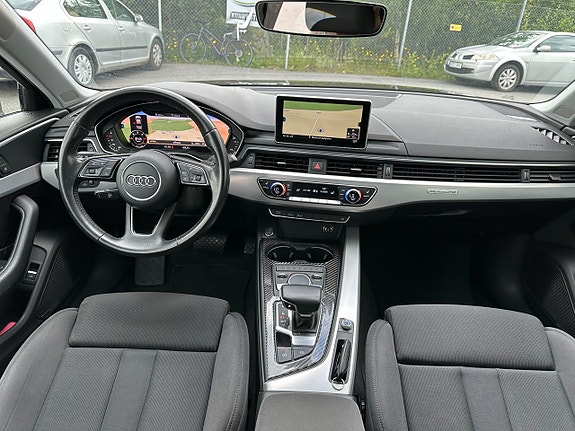 Audi A4 8 of 27