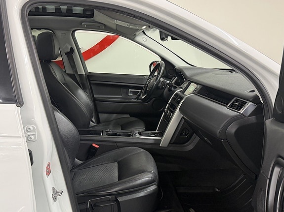 Land Rover Discovery Sport 8 of 23