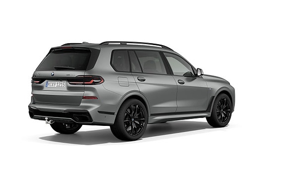 BMW X7 2 of 4