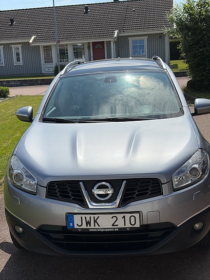 Nissan Qashqai+2 2 of 4