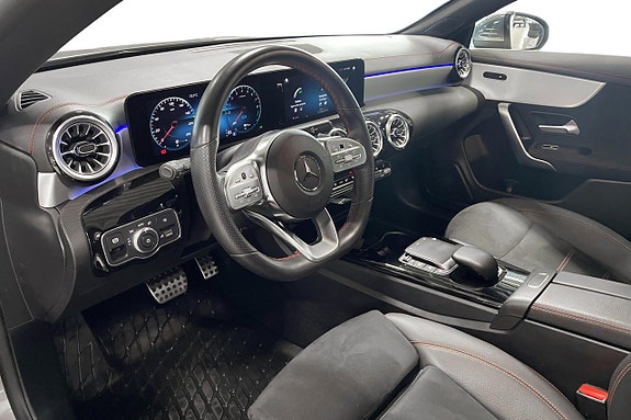 Mercedes-Benz CLA250 e 9 of 25