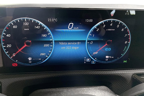 Mercedes-Benz CLA250 e 17 of 25