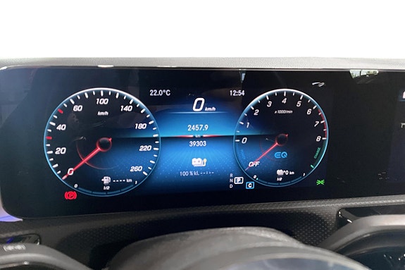 Mercedes-Benz CLA250 e 15 of 25