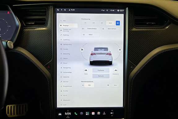 Tesla Model X 14 of 15