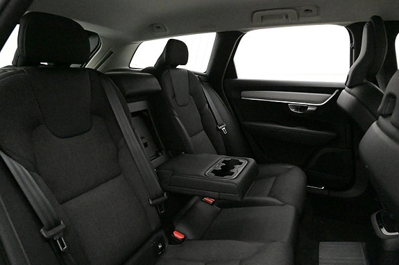 Volvo V90 23 of 27