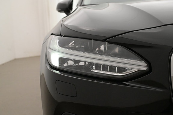 Volvo V90 26 of 27