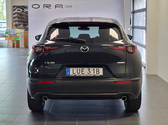 Mazda CX-30 4 of 8