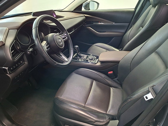 Mazda CX-30 5 of 8