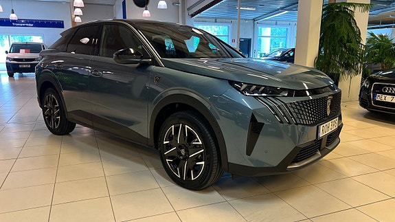 Peugeot 3008 4 of 5