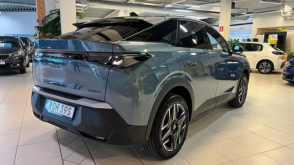 Peugeot 3008 3 of 5