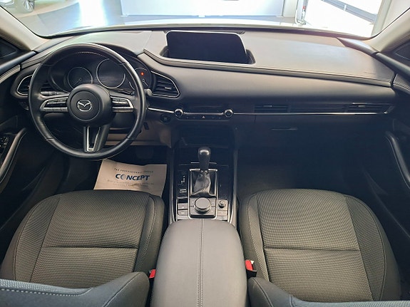 Mazda CX-30 7 of 9