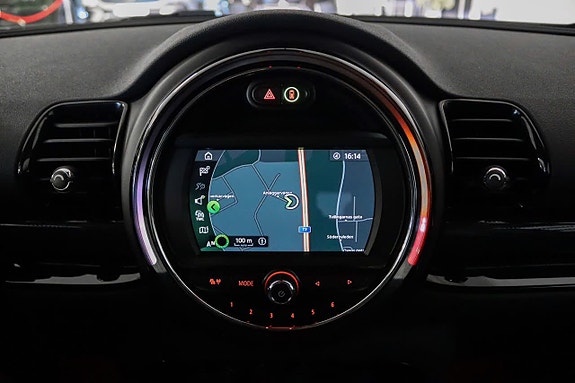 MINI Cooper 10 of 15