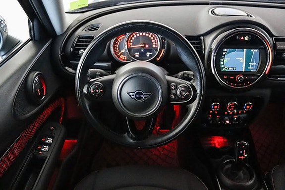 MINI Cooper 8 of 15
