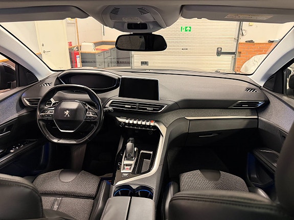 Peugeot 5008 12 of 13