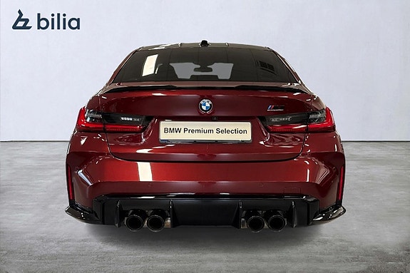 BMW M3 4 of 5