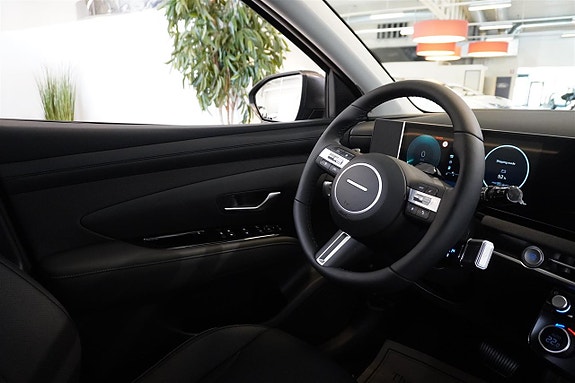 Hyundai Tucson 23 of 25