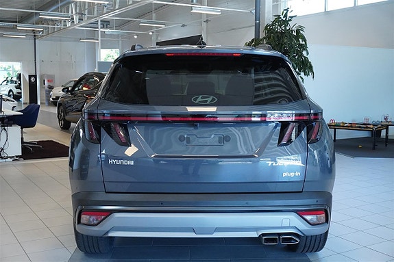 Hyundai Tucson 4 of 5