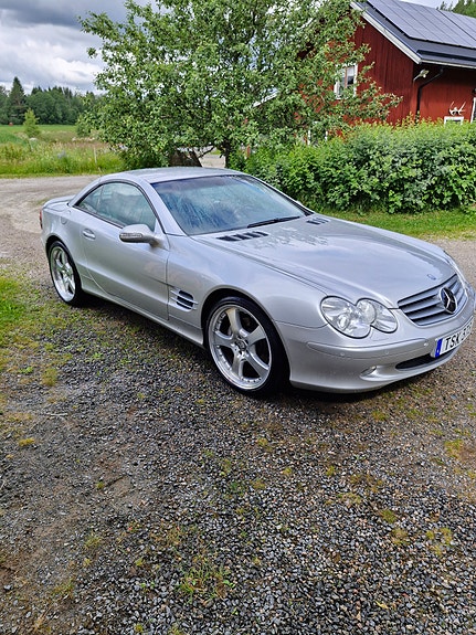 Mercedes-Benz SL500 2 of 5