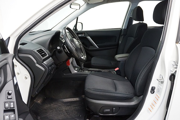 Subaru Forester 6 of 17