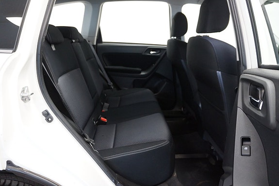 Subaru Forester 11 of 17