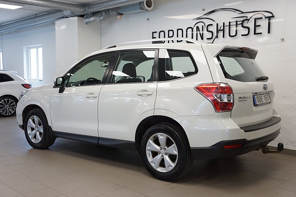 Subaru Forester 2 of 5