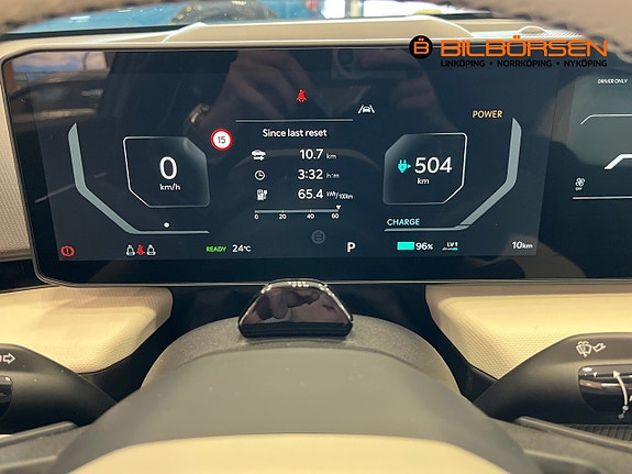 Kia EV4 10 of 19