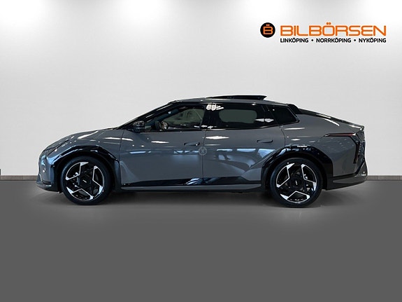 Kia EV4 4 of 19