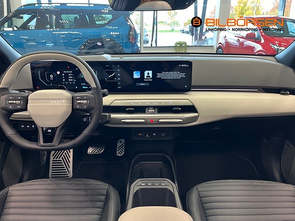 Kia EV4 7 of 19