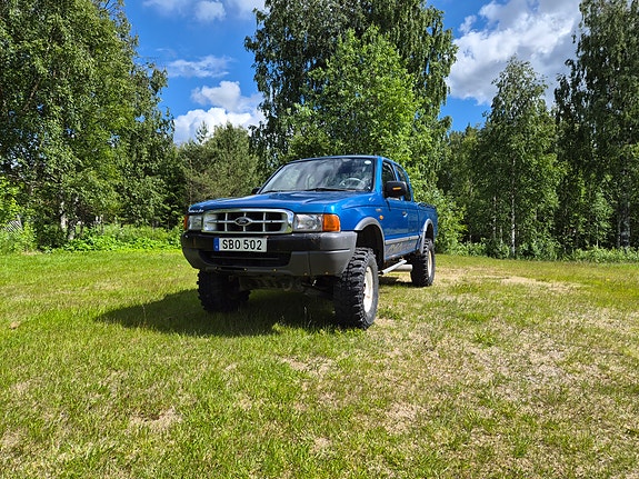 Ford Ranger 2 of 5