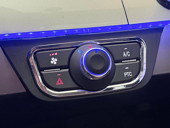 Titan Zero R4S 4-sits Läder Taklucka Värmare Cockpit USB Klass 2 22 of 23
