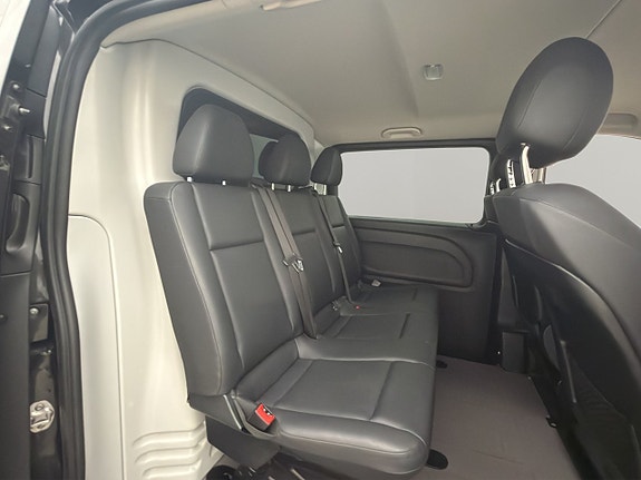 Mercedes-Benz Vito 108 27 of 30