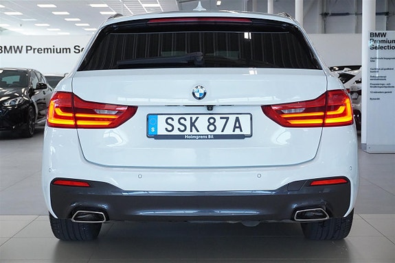 BMW 520d 3 of 5