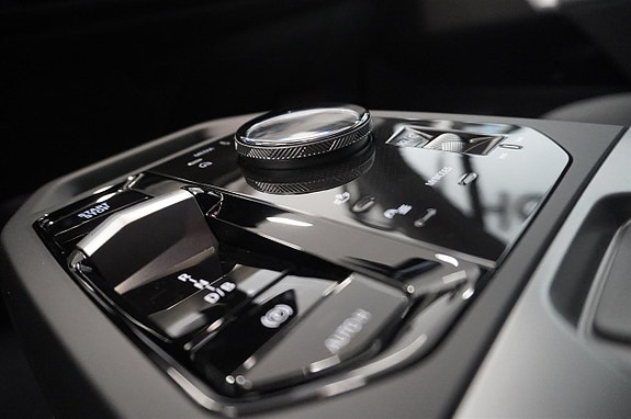 BMW iX 7 of 19