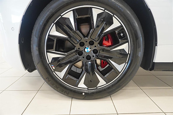 BMW iX 5 of 5