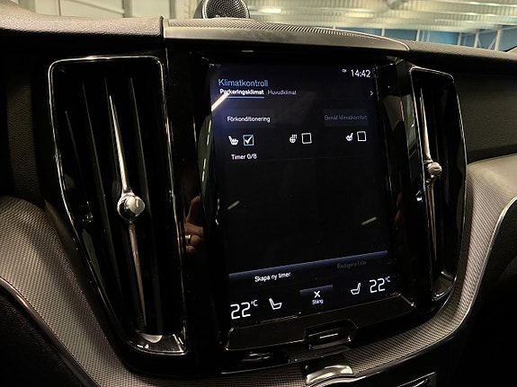 Volvo XC60 29 of 30