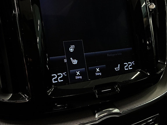 Volvo XC60 30 of 30