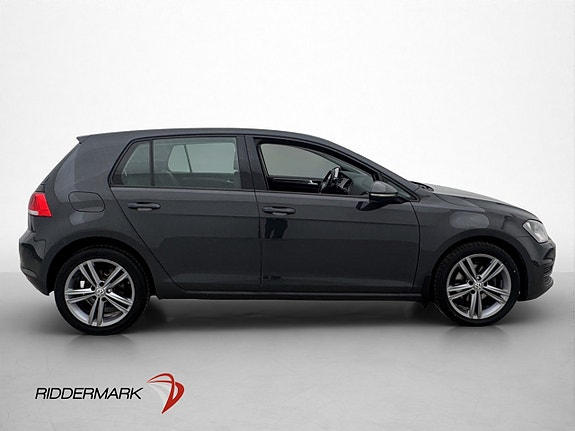 Volkswagen Golf VII 9 of 26