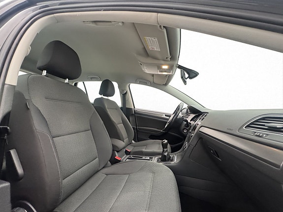 Volkswagen Golf VII 20 of 26