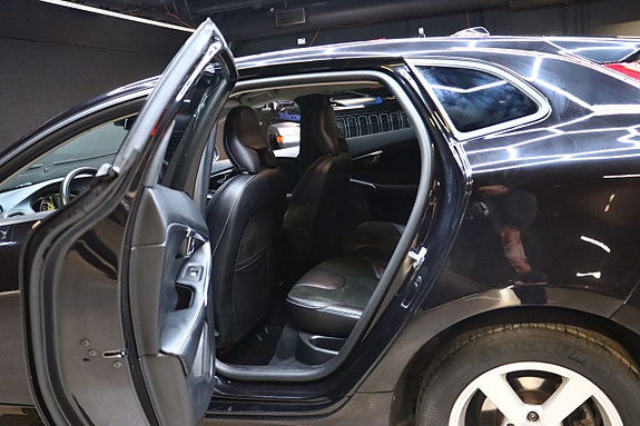 Volvo V40 11 of 25