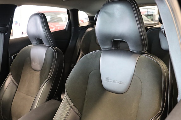 Volvo V40 10 of 25