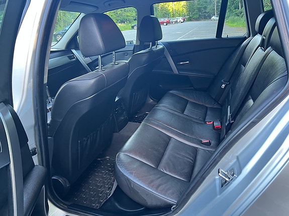 BMW 530i 5 of 5